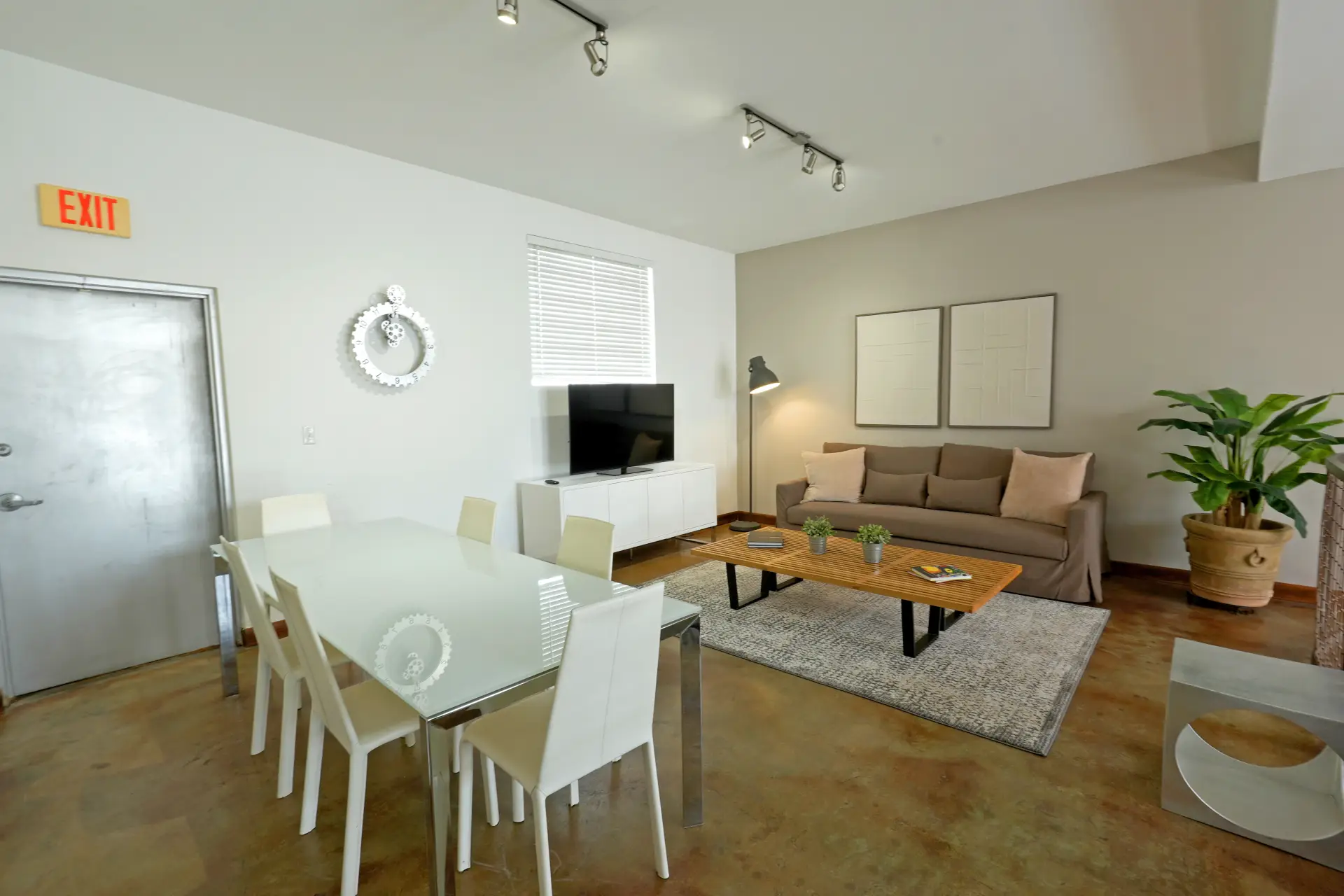 027-2nd-Floor